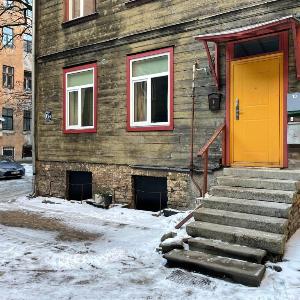 Pristine 1Br Apt in City Center- Free Parking & Coffee Machine