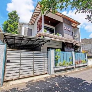 OYO Life 92575 Zazi Homestay