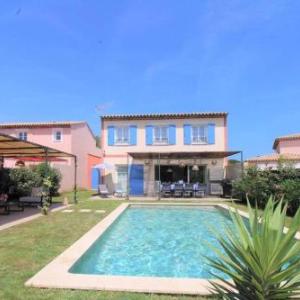 A Grimaud dans le Golfe de St Tropez - Villa avec piscine privative plage à pied