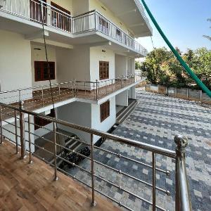 Biriyomz Residency