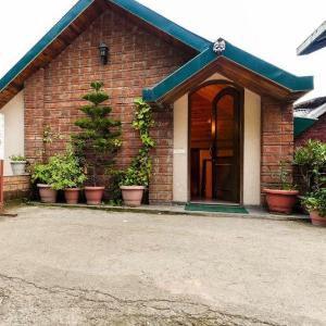 Tara Suites Naldehra