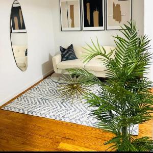 444-3E Contemporary 1BR in Hell's Kitchen