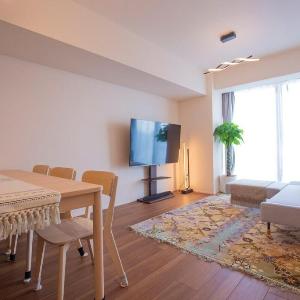 NEW OPEN* City View Suite · Free Airport Pick-Up