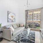 VayK - Vibrant One Bedroom in the Marina 