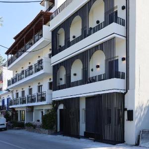 Uphill Unique Boutique Suites