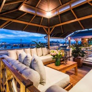 Hotel Platinum Suite