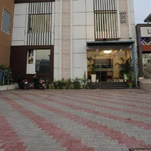 Hotel The Spades Zirakpur