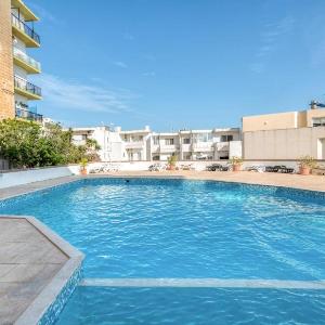 Pool Apartment