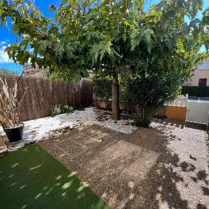 Charmant T2 avec Jardinet Parking Prive a 150m de la Plage - Sud 4 Pers. - FR-1-701-68