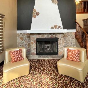 Grandstay Hotel & Suites