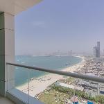 LUXFolio Retreats - Spacious Modern Living - JBR 