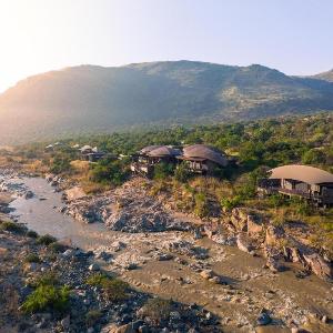 Madwaleni River Lodge - Babanango Game Reserve