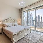 Newly furnished 3BDR Apartment in Downtown Dubai