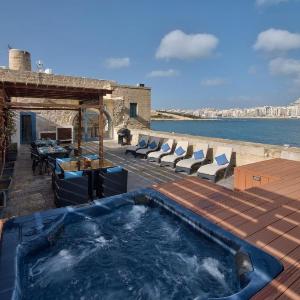 Valletta Waterfront Villa with Pool and Jacuzzi