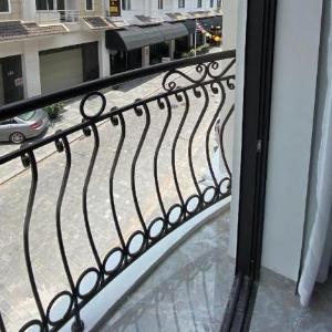 Tuan Chau HQT Hotel