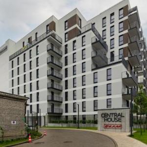 Comfortable Apartment and Studio with Parking and Access to Fitness Gym and Sauna by Noclegi Renteres