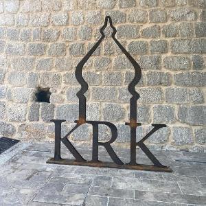 Budget Studio in Krk Old Town & Walk to Beach
