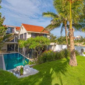 Cam An Beach Front Villa - 5BR