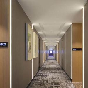 Campanile Hotel Shenzhen Longcheng Square Metro Station