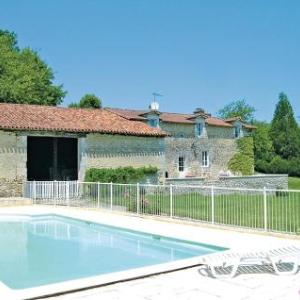 Holiday home Chez Lavis J-776