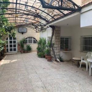 Charming Apartment in Shmeisani