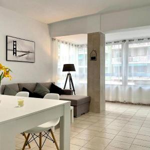 Apartamento a 100 metros Playa San Antonio Cullera 1-8 personas