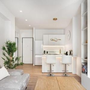 Acropolis Sherlock Residence