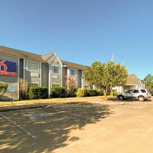 Studio 6 McAlester OK South