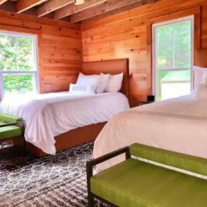 Beautiful Country Retreat - 40 guests!