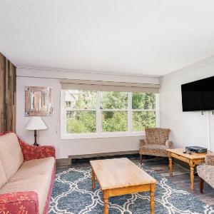 Mountainside Inn 213 by Alpine Lodging Telluride