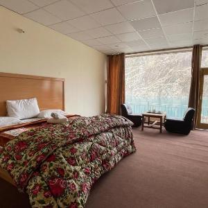 ShishkInn Lake resort