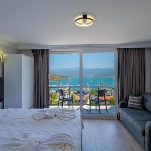 Miralya Suites