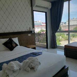 NJ Patong Hotel