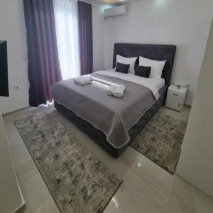 Kahari Apartments