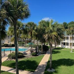 B&B HOTEL Jacksonville Airport - Newly Renovated!