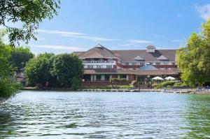 Crowne Plaza Reading, Reading