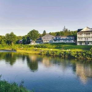 Lebanon Opera House Hotels - The Shire Woodstock