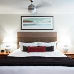 Hotels near Doug Mitchell Thunderbird Sports Centre - West Coast Suites at UBC