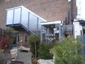 Hotel Unique, Barnet