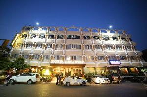 New Hotel Broadway, Varanasi