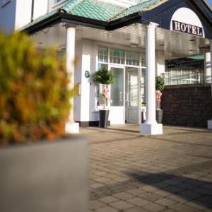 Ivanhoe Inn and Hotel