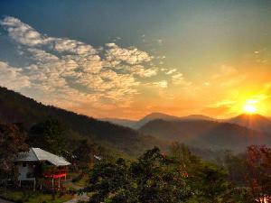Baan Proud Fha, Ratchaburi