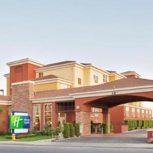 Holiday Inn Express- West Sacramento