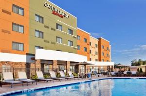 Courtyard by Marriott Auburn, Opelika