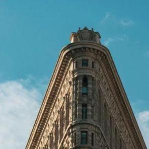 Flat Iron Hotel