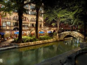 Mokara Hotel & Spa San Antonio hotel near Henry B. González Convention Center