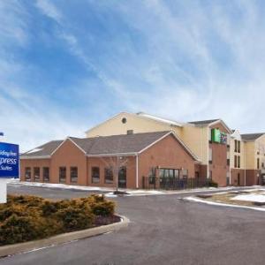 Holiday Inn Express Hotel & Suites Cleveland-Streetsboro