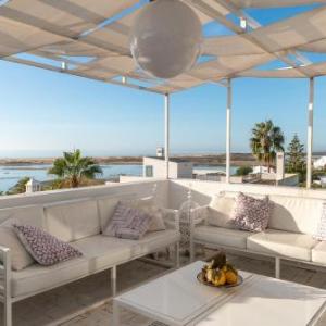 Fabrica Beach Apartments