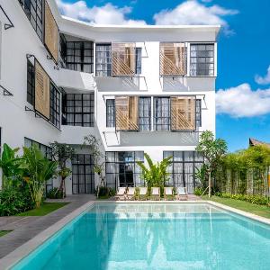 AKA Tropicana Loft Canggu