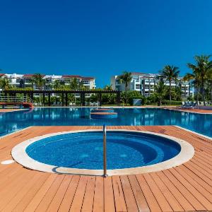 Casa Las Perlas NEW !! At Mareazul condo